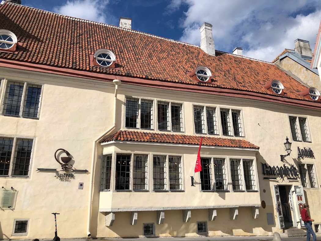 Tallinn Town Hall Pharmacy Pic. 1