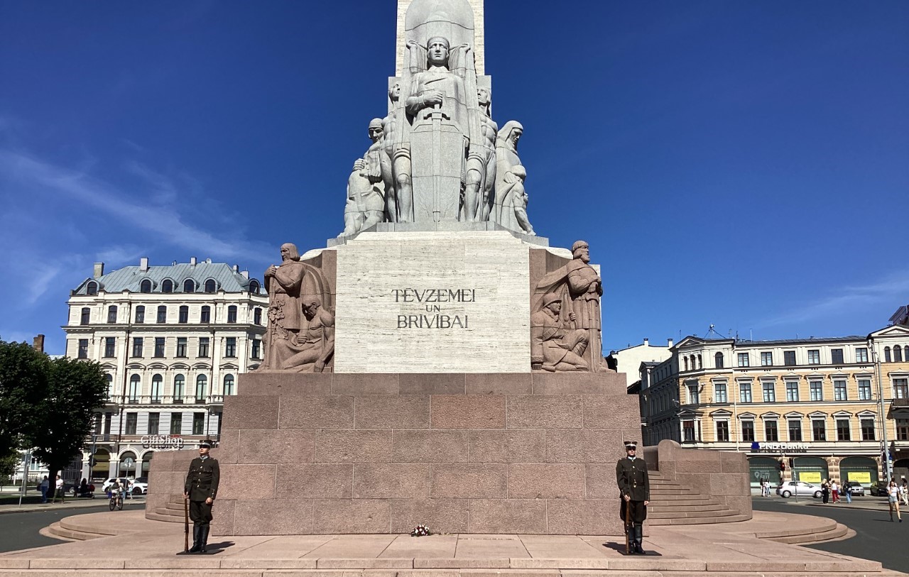 Freedom Monument Pic. 2